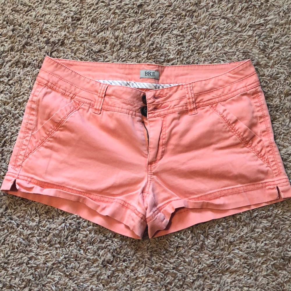 BKE, coral shorts!